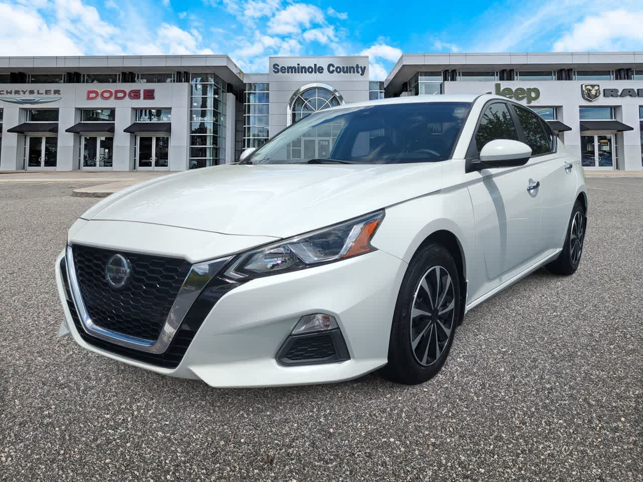Thumbnail: 2021 Nissan Altima - 4