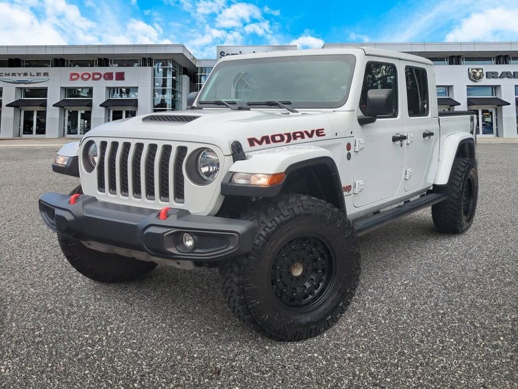 Used 2023 Jeep Gladiator Mojave Truck