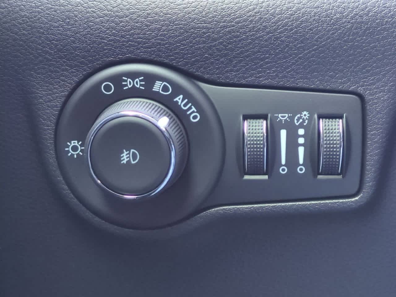 Thumbnail: 2026 Jeep Compass - 18