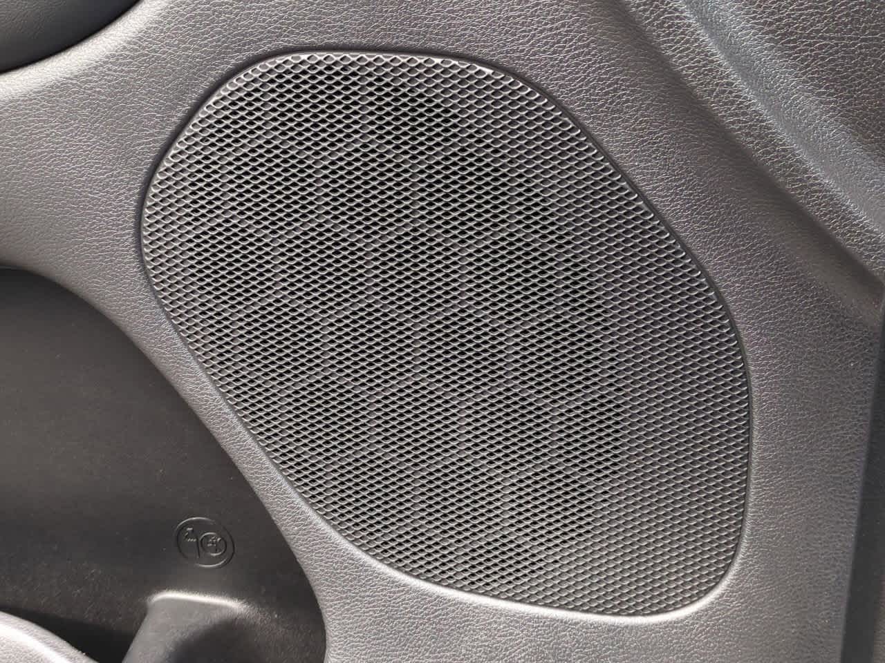 Thumbnail: 2015 Jeep Grand Cherokee - 31