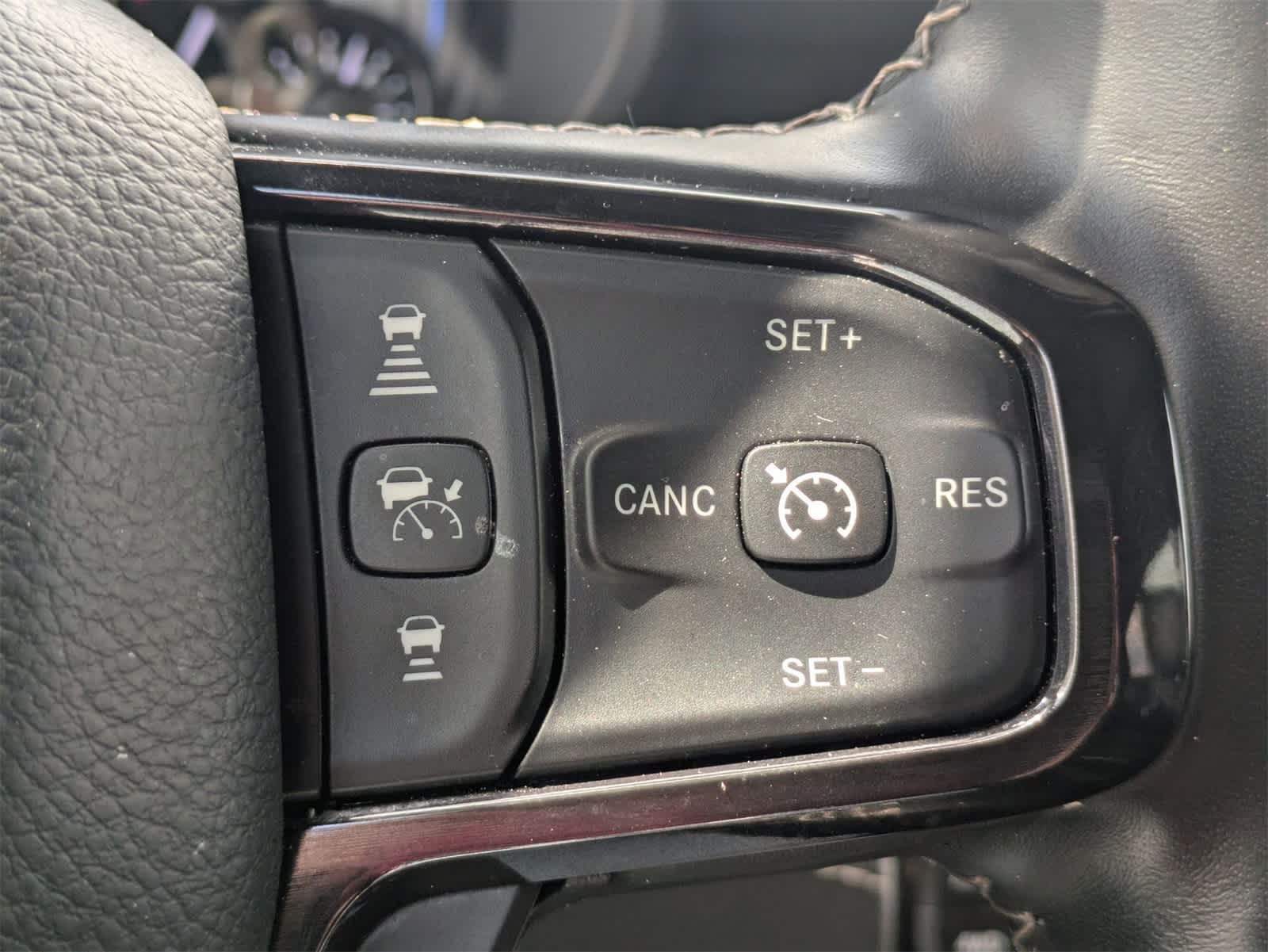 Thumbnail: 2022 RAM 1500 - 9