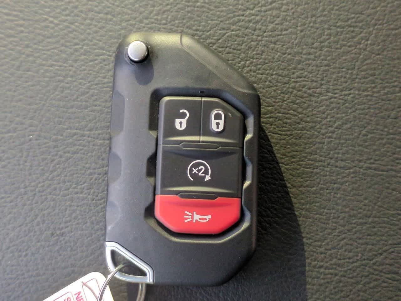 Thumbnail: 2025 Jeep Wrangler - 36