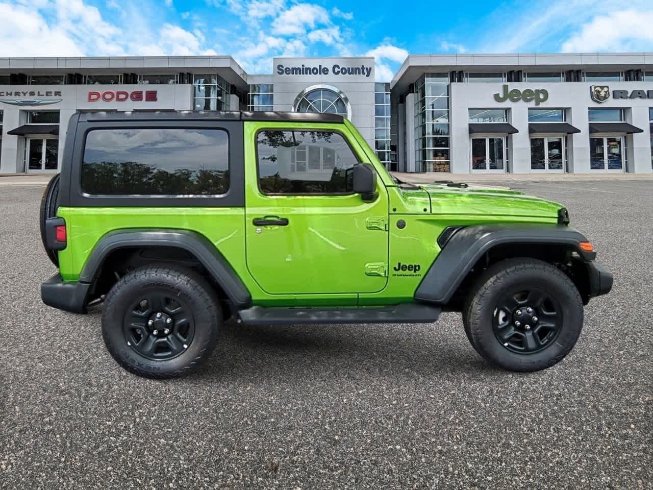 Thumbnail: 2025 Jeep Wrangler - 9