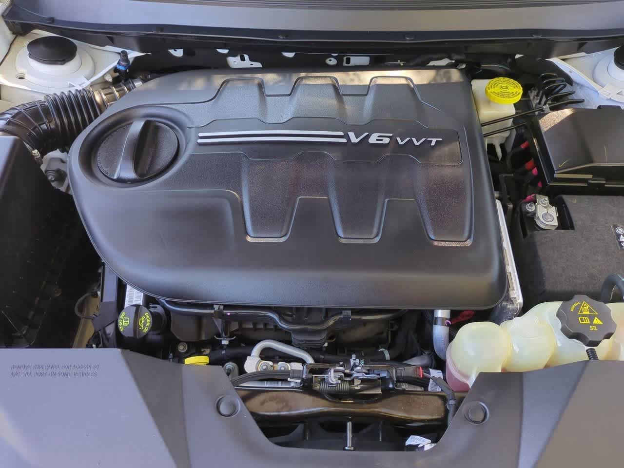 Thumbnail: 2019 Jeep Cherokee - 15