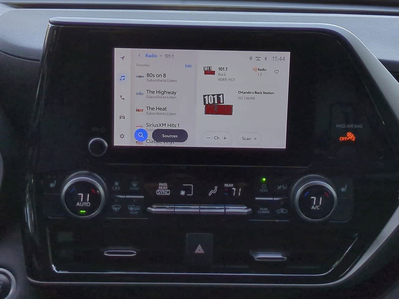 Thumbnail: 2024 Toyota Highlander - 29