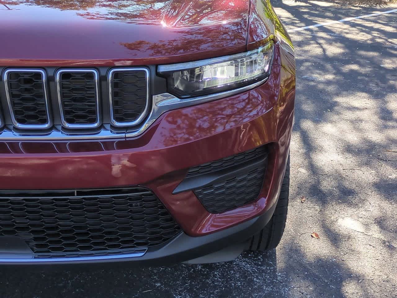 Thumbnail: 2025 Jeep Grand Cherokee - 11