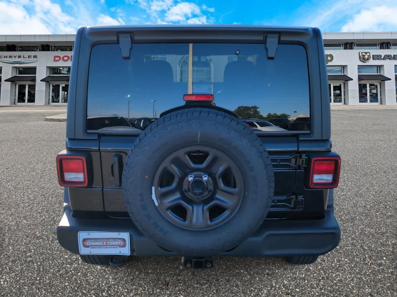 Thumbnail: 2026 Jeep Wrangler - 7