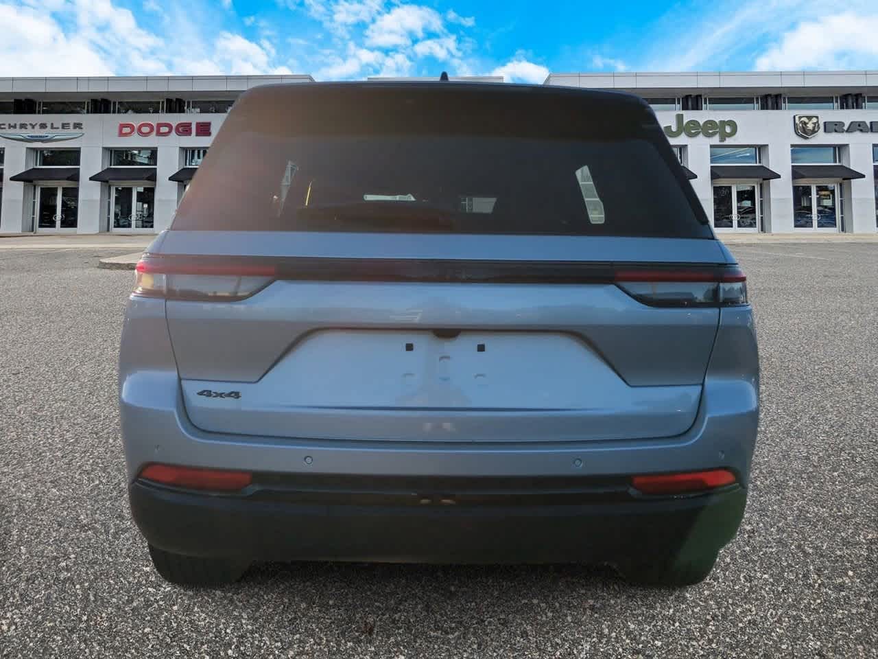 Thumbnail: 2025 Jeep Grand Cherokee - 7