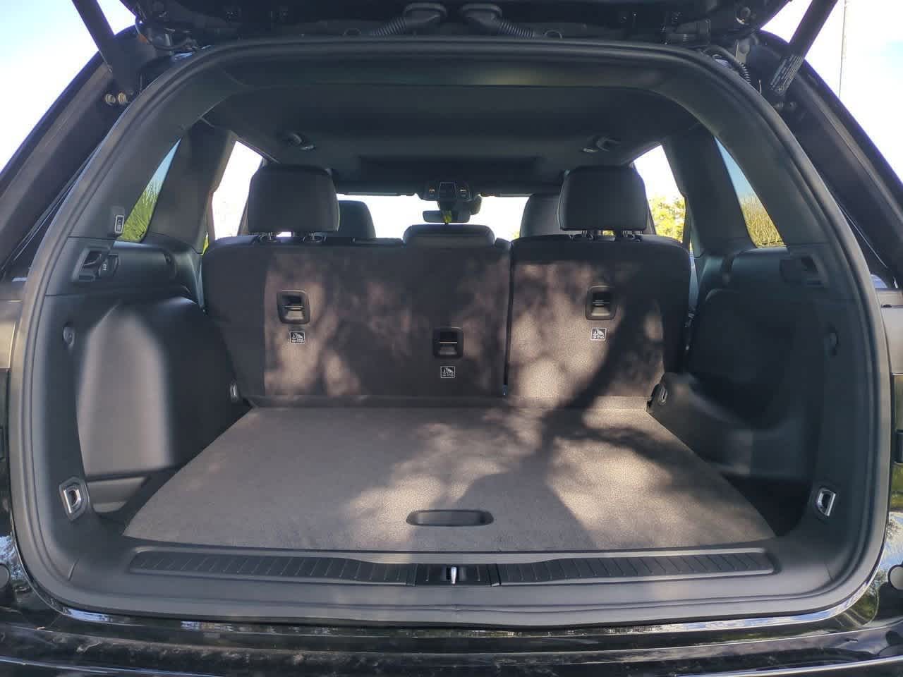 Thumbnail: 2025 Jeep Grand Cherokee - 34