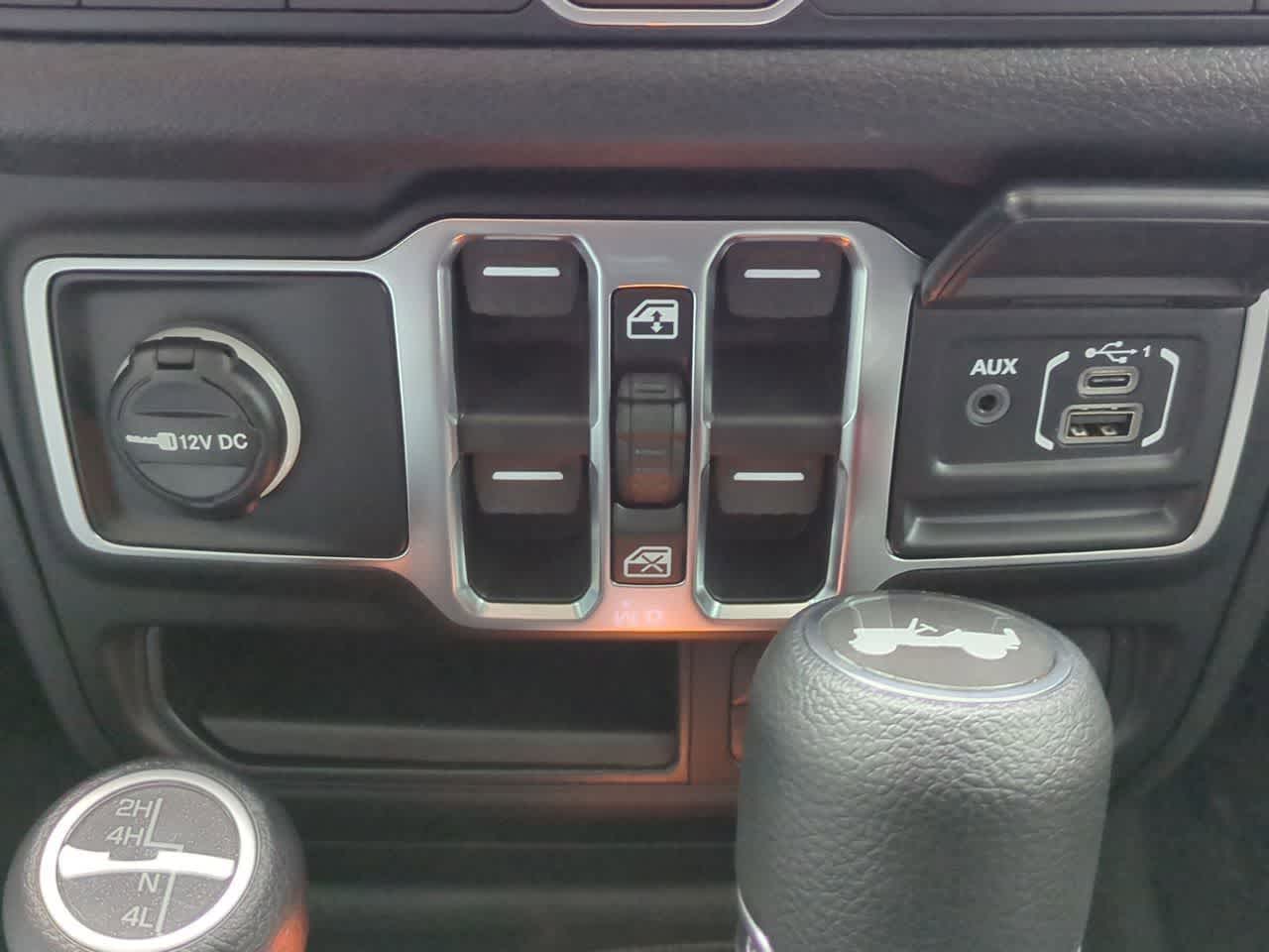 Thumbnail: 2026 Jeep Wrangler - 30