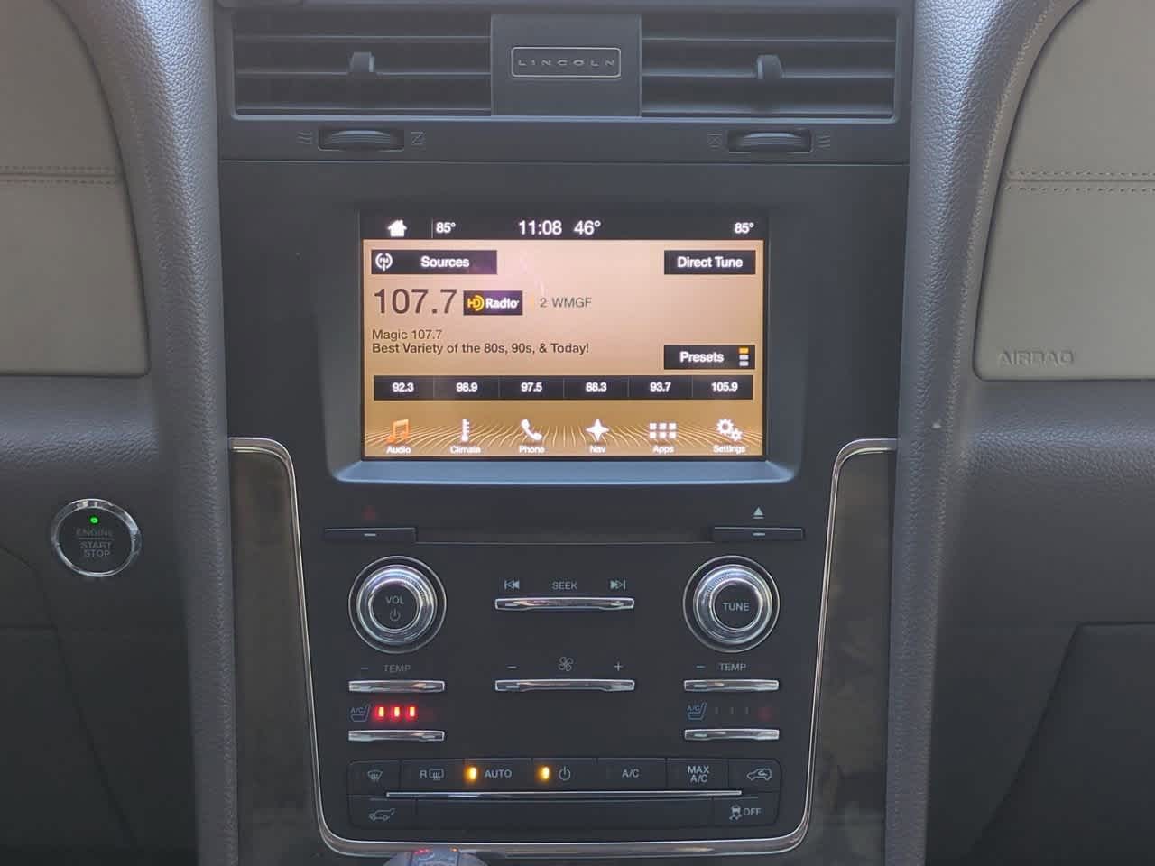 Thumbnail: 2017 Lincoln Navigator L - 29