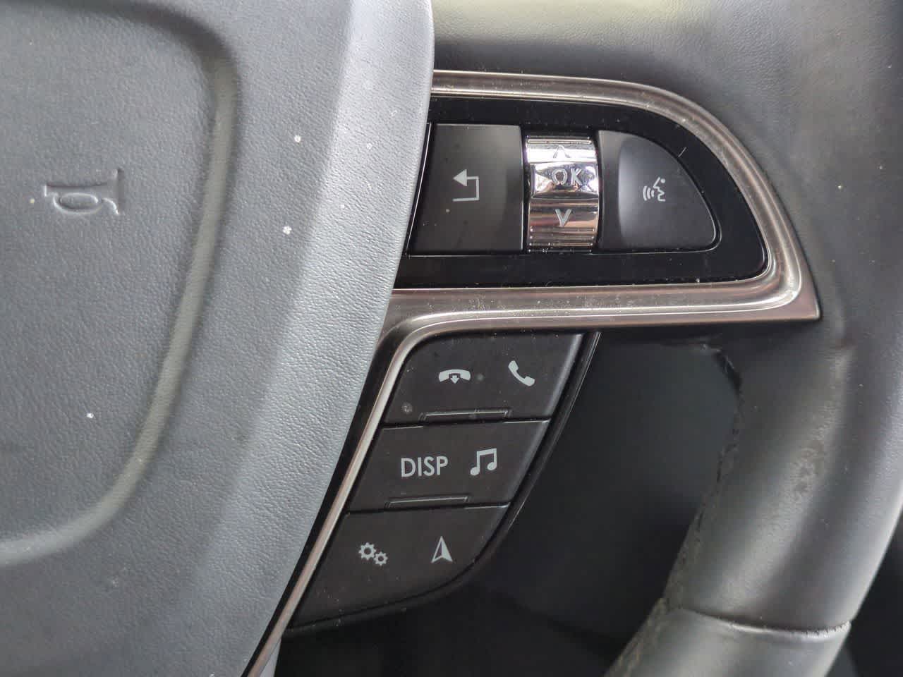 Thumbnail: 2020 Lincoln Nautilus - 26