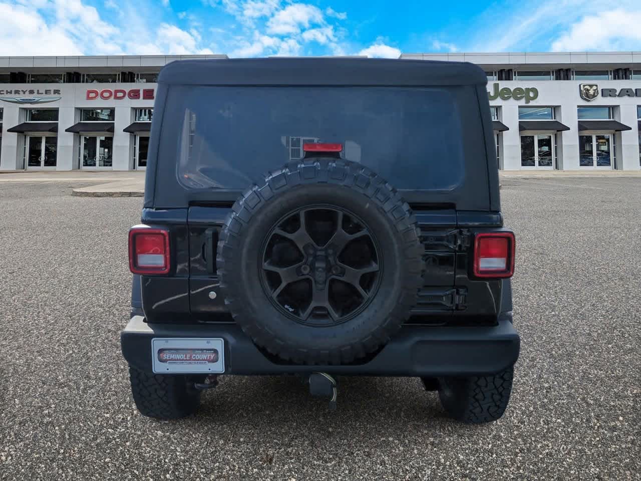 Thumbnail: 2021 Jeep Wrangler - 7