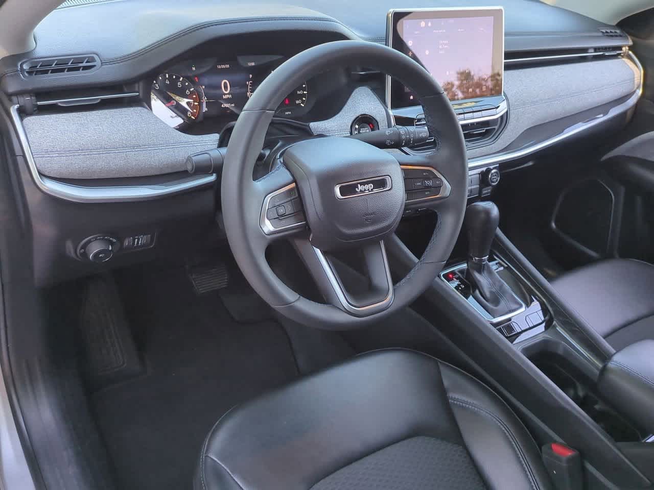 Thumbnail: 2022 Jeep Compass - 10