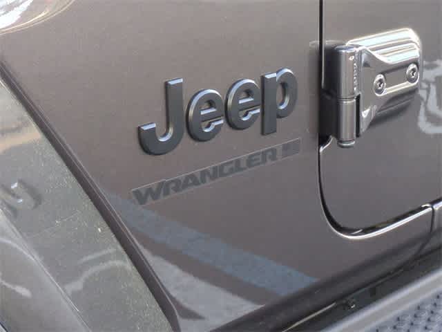 Thumbnail: 2025 Jeep Wrangler - 12