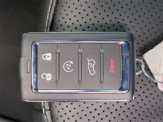 Thumbnail: 2025 Jeep Grand Cherokee - 38