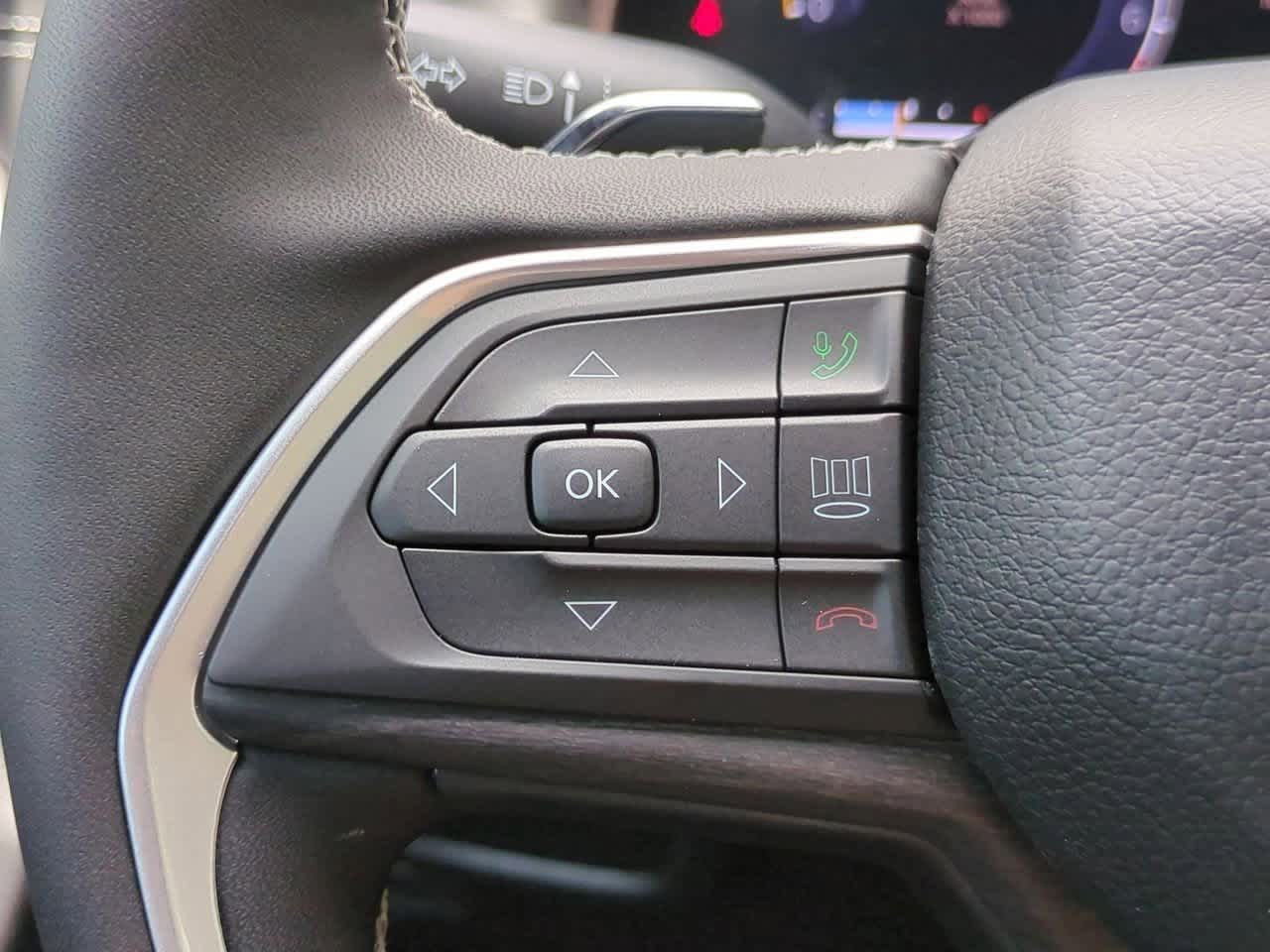 Thumbnail: 2025 Jeep Grand Cherokee - 24