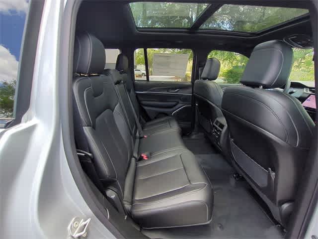 Thumbnail: 2025 Jeep Grand Cherokee - 22