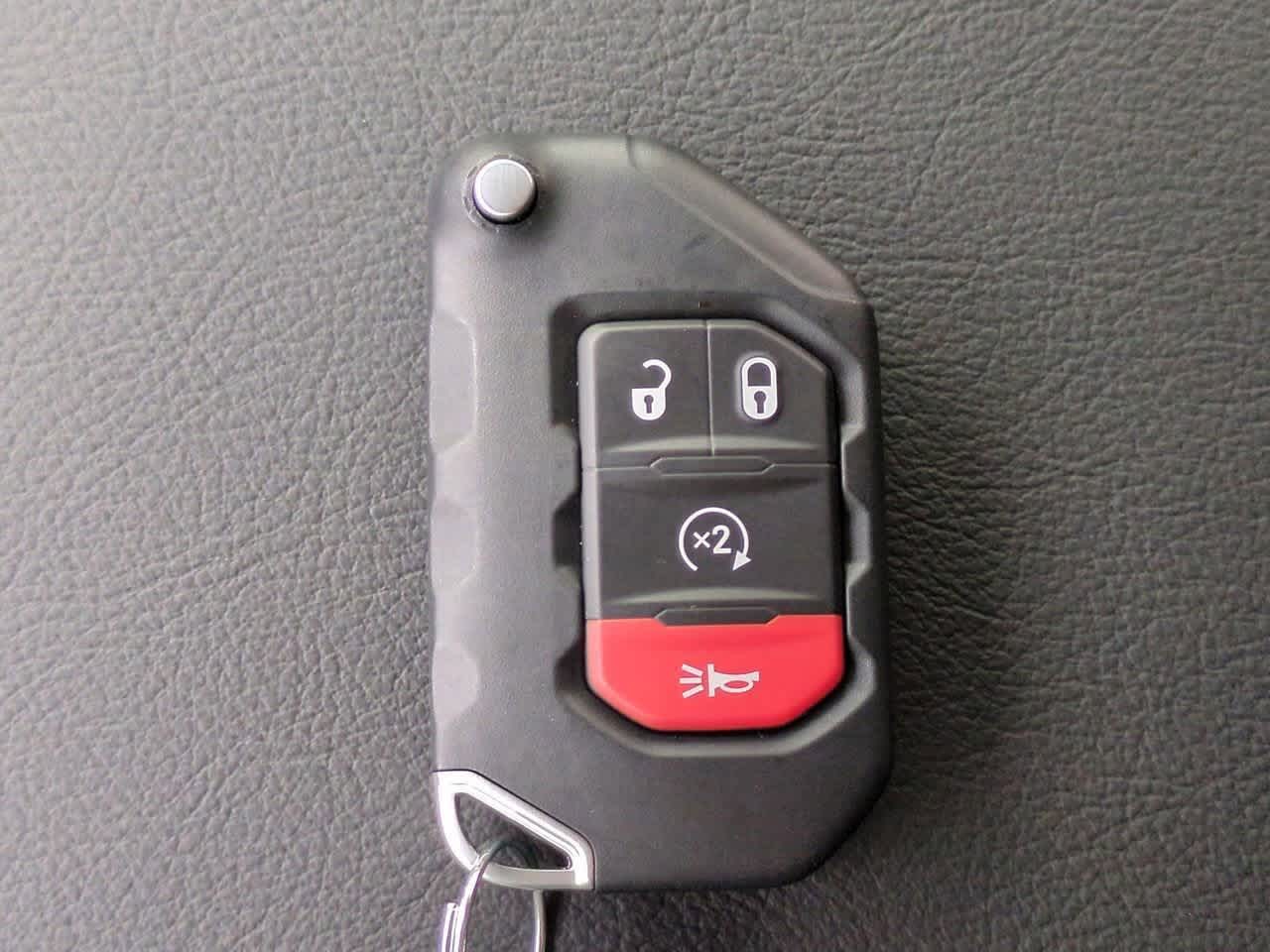 Thumbnail: 2025 Jeep Wrangler - 36