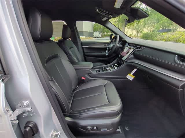 Thumbnail: 2025 Jeep Grand Cherokee - 22