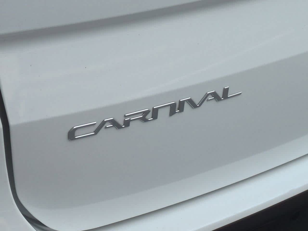 2024 Kia Carnival LX 13