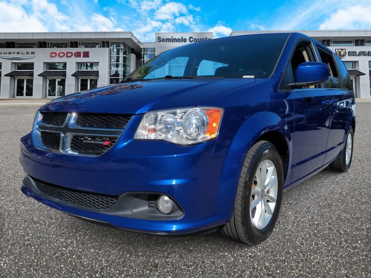 Thumbnail: 2020 Dodge Grand Caravan - 4