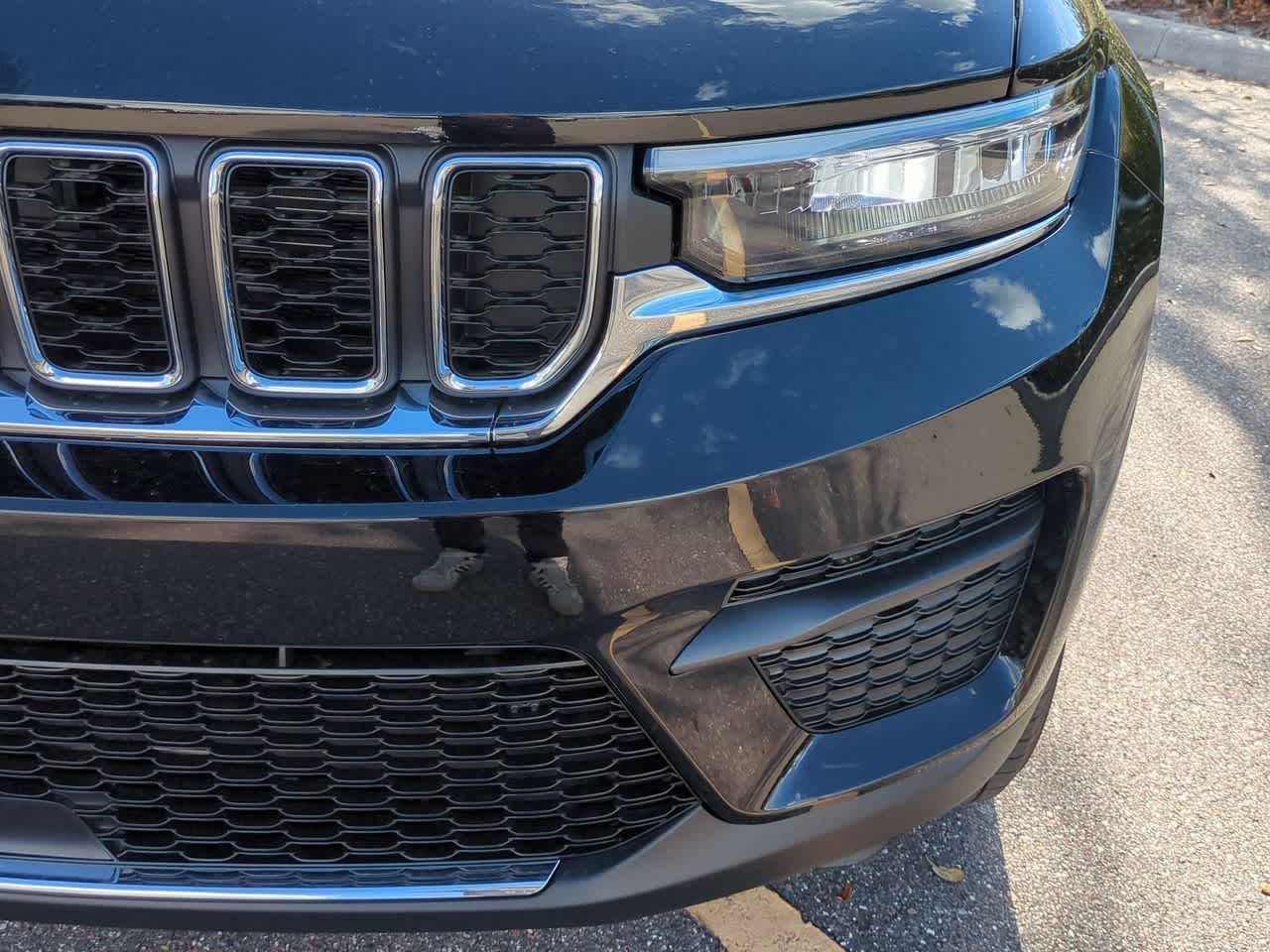 Thumbnail: 2026 Jeep Grand Cherokee - 11