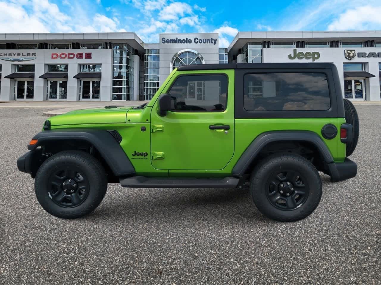 Thumbnail: 2025 Jeep Wrangler - 5
