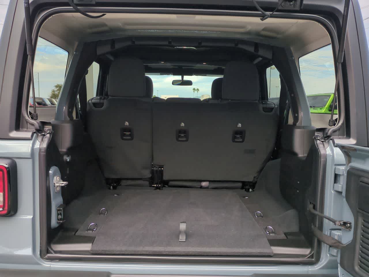 Thumbnail: 2026 Jeep Wrangler - 33