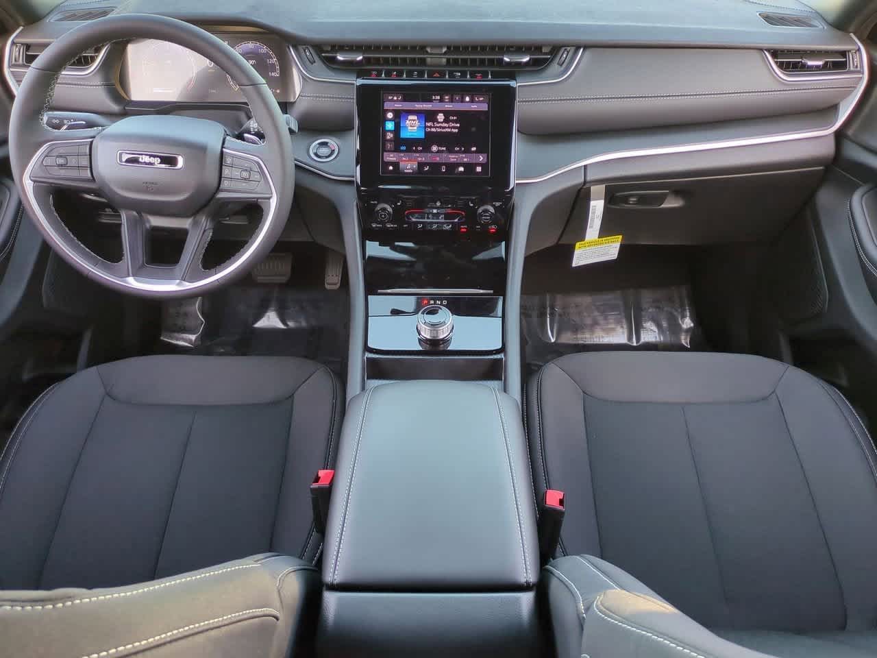 Thumbnail: 2025 Jeep Grand Cherokee - 16