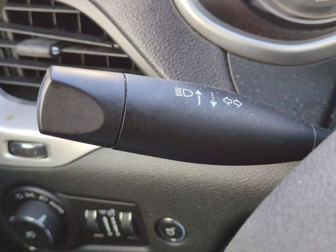 Thumbnail: 2015 Jeep Cherokee - 27