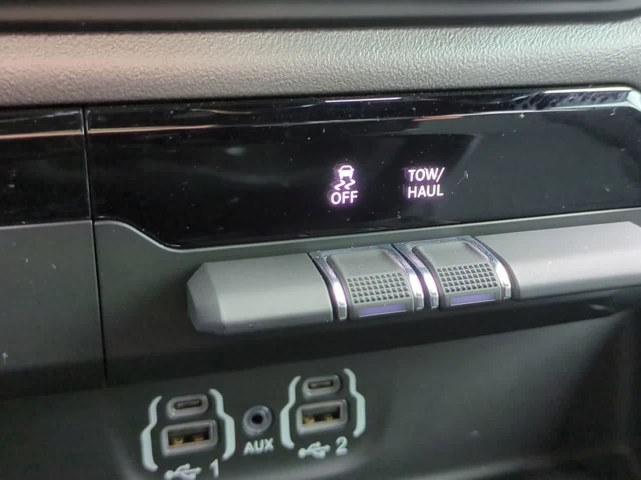 Thumbnail: 2024 RAM 1500 - 18