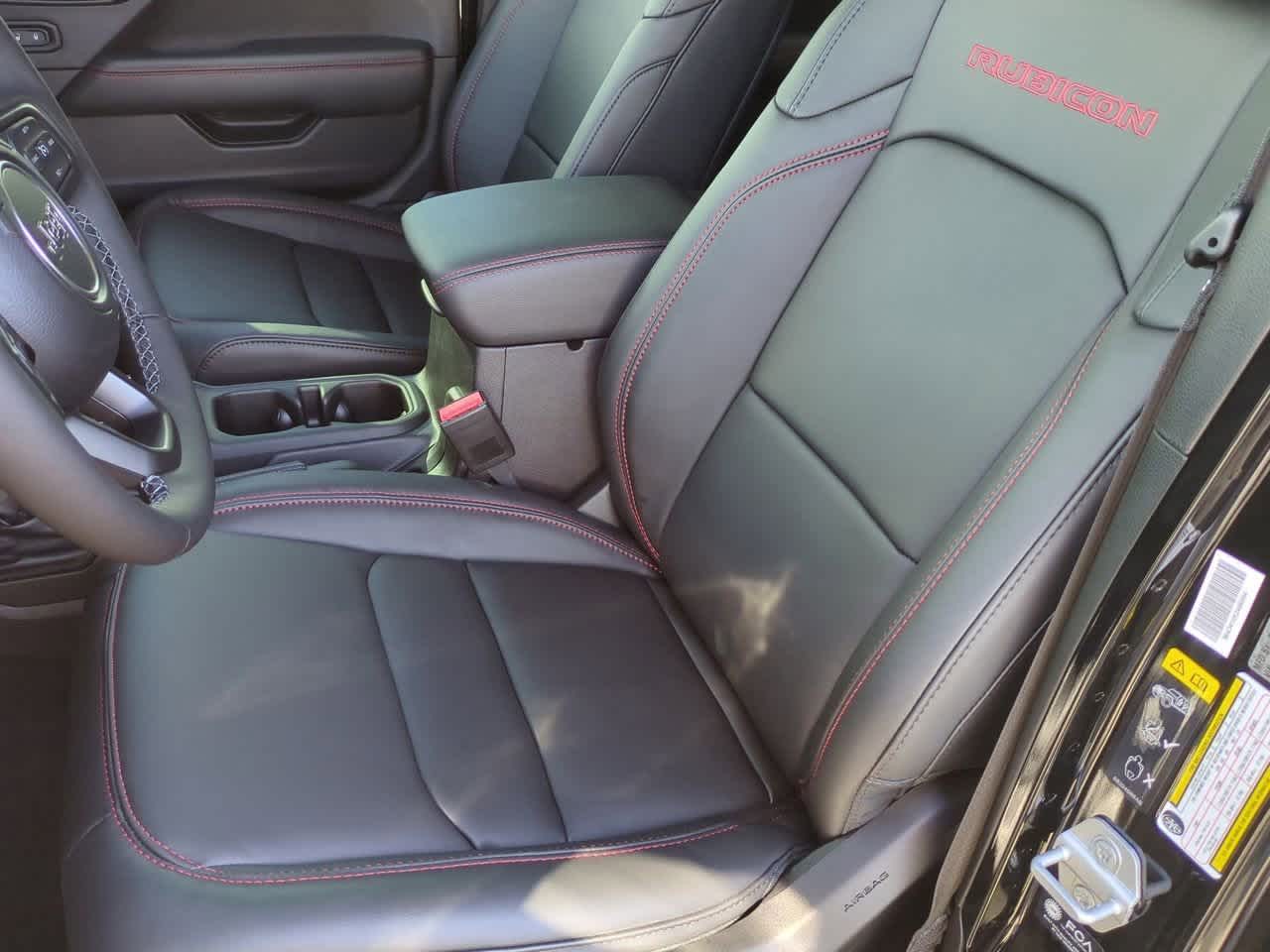 Thumbnail: 2026 Jeep Gladiator - 17