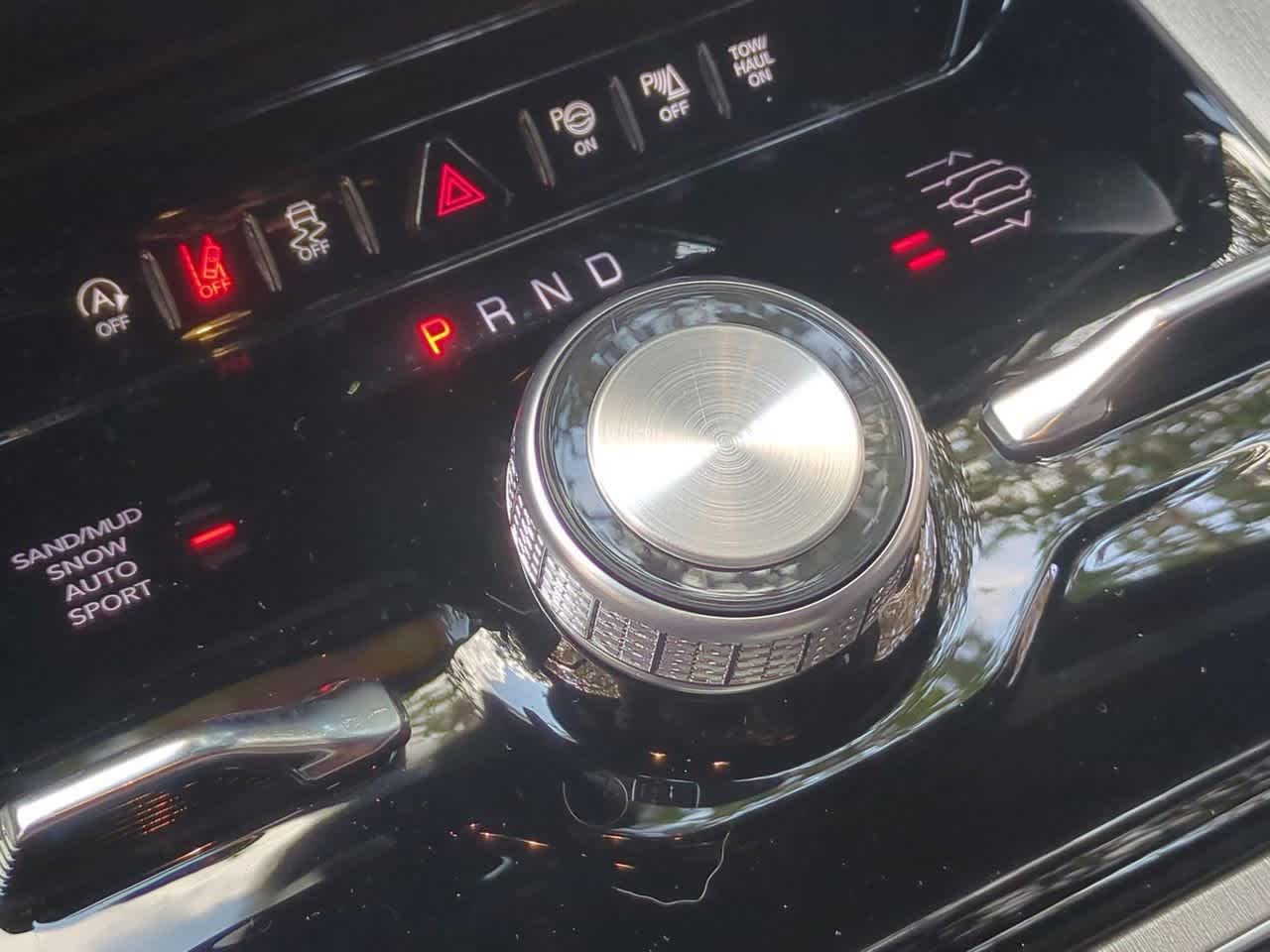 Thumbnail: 2025 Jeep Wagoneer - 33