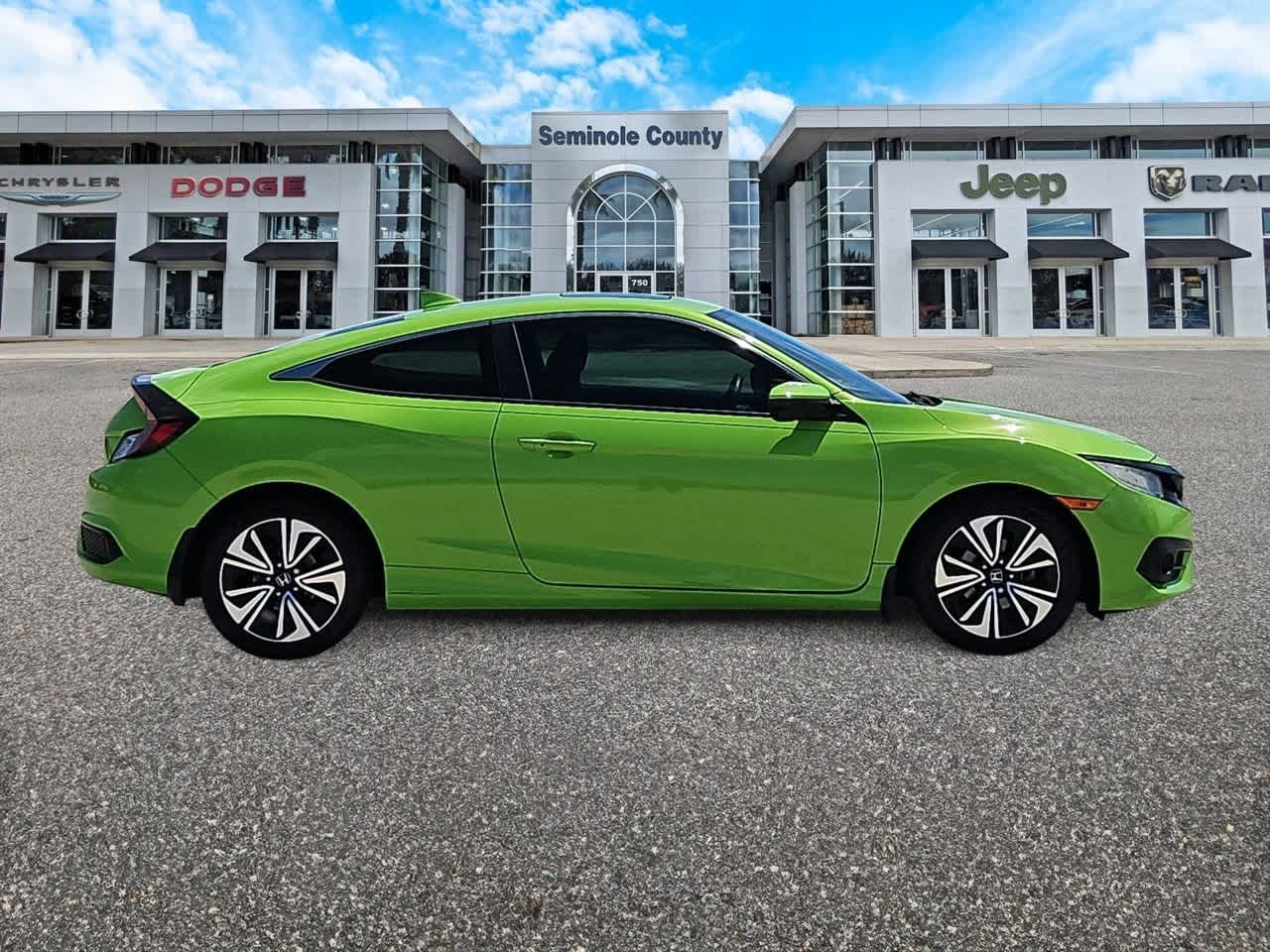 Thumbnail: 2016 Honda Civic - 9