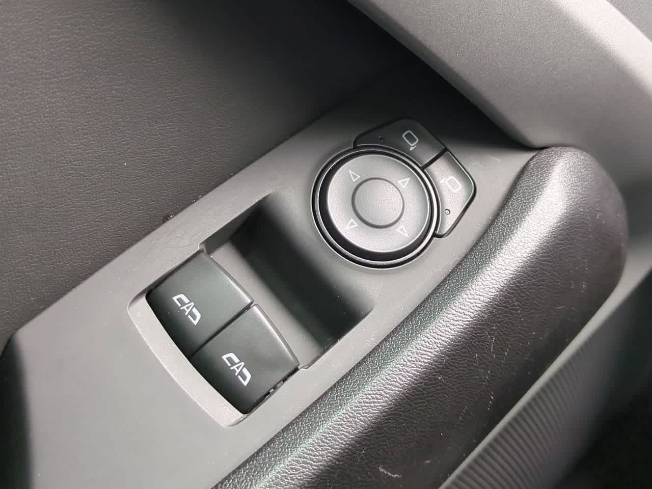 Thumbnail: 2023 Chevrolet Camaro - 18