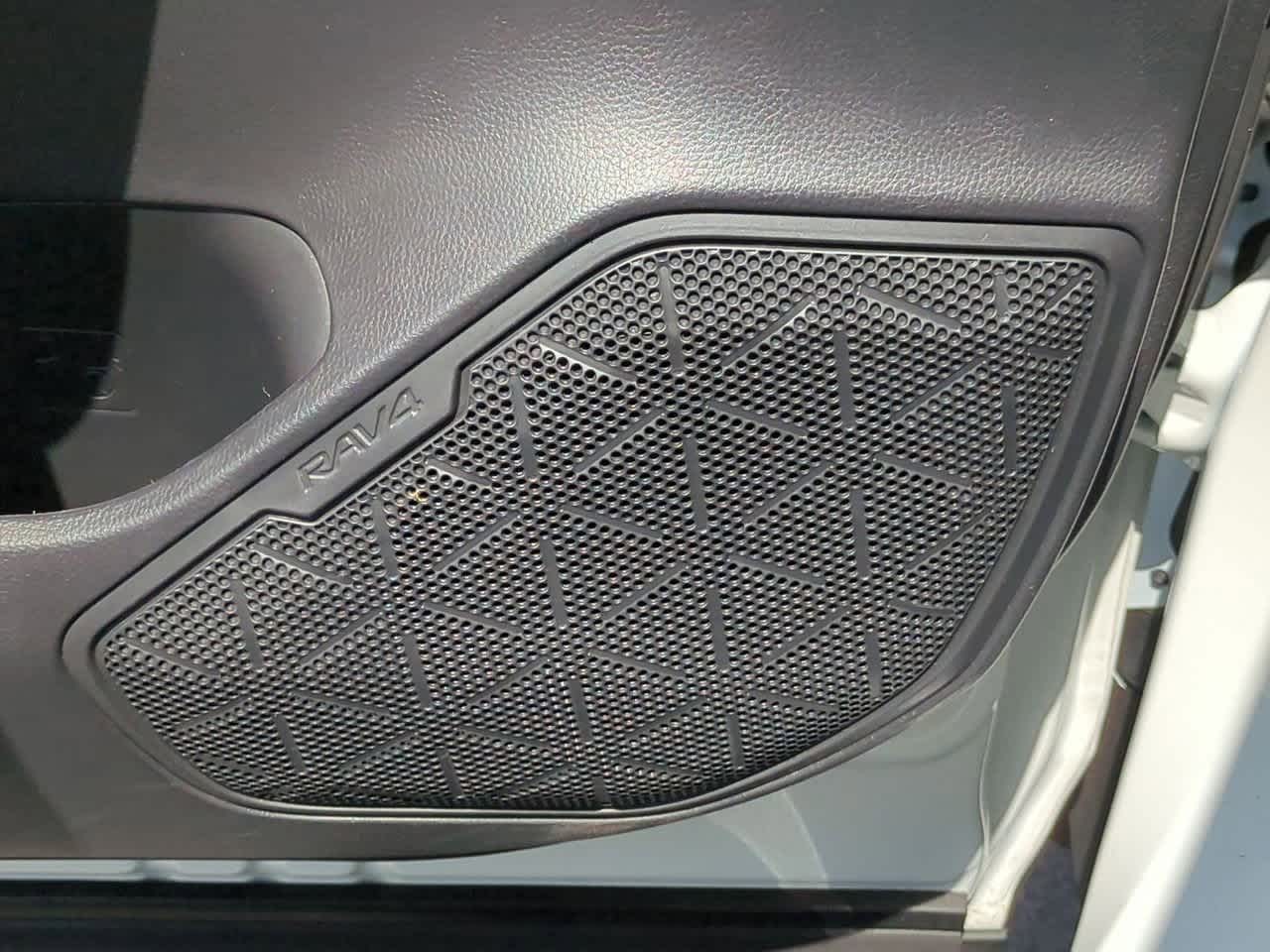 Thumbnail: 2024 Toyota RAV4 - 31