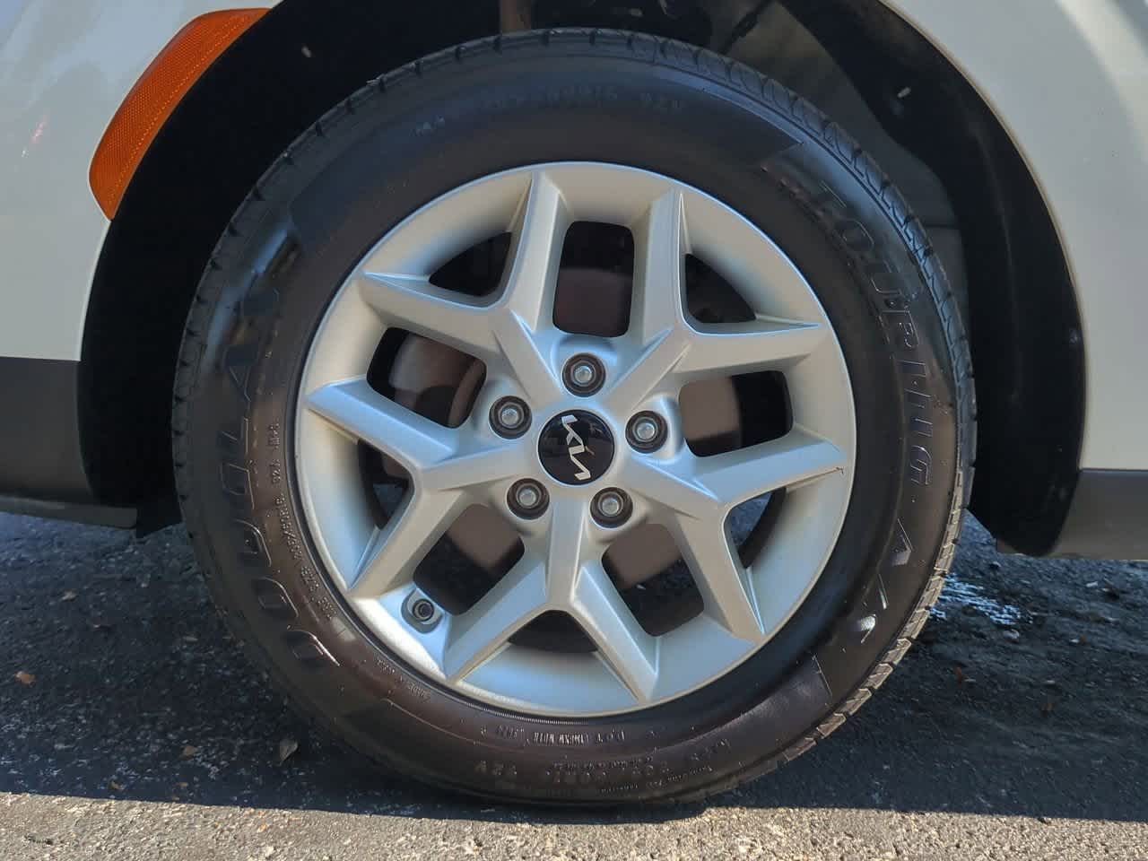 Thumbnail: 2023 Kia Soul - 14