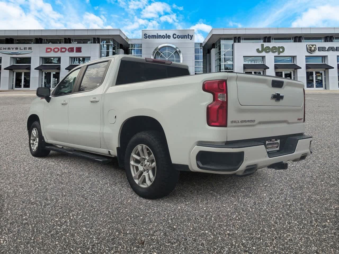 Thumbnail: 2022 Chevrolet Silverado 1500 - 6