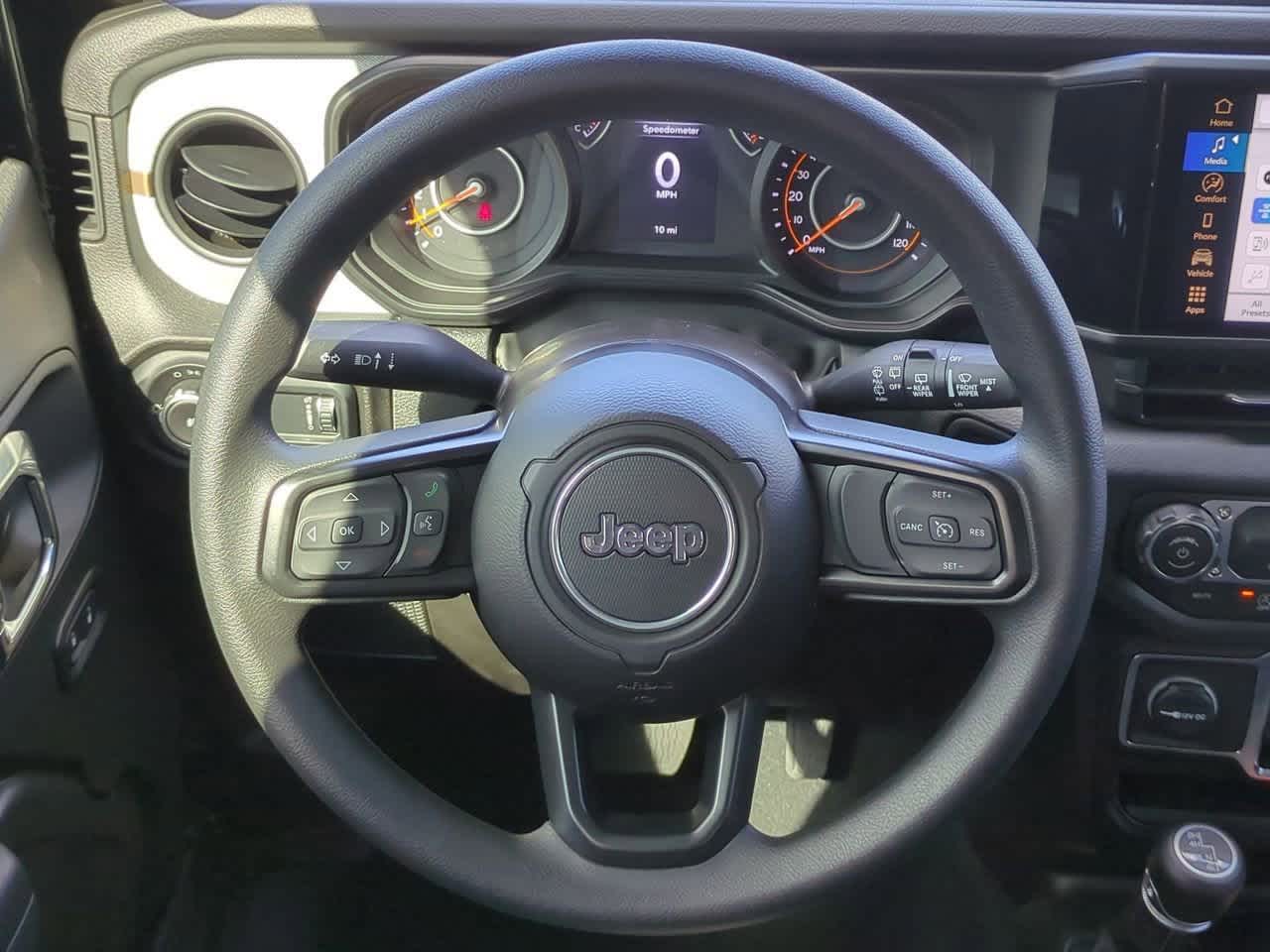 Thumbnail: 2025 Jeep Wrangler - 23