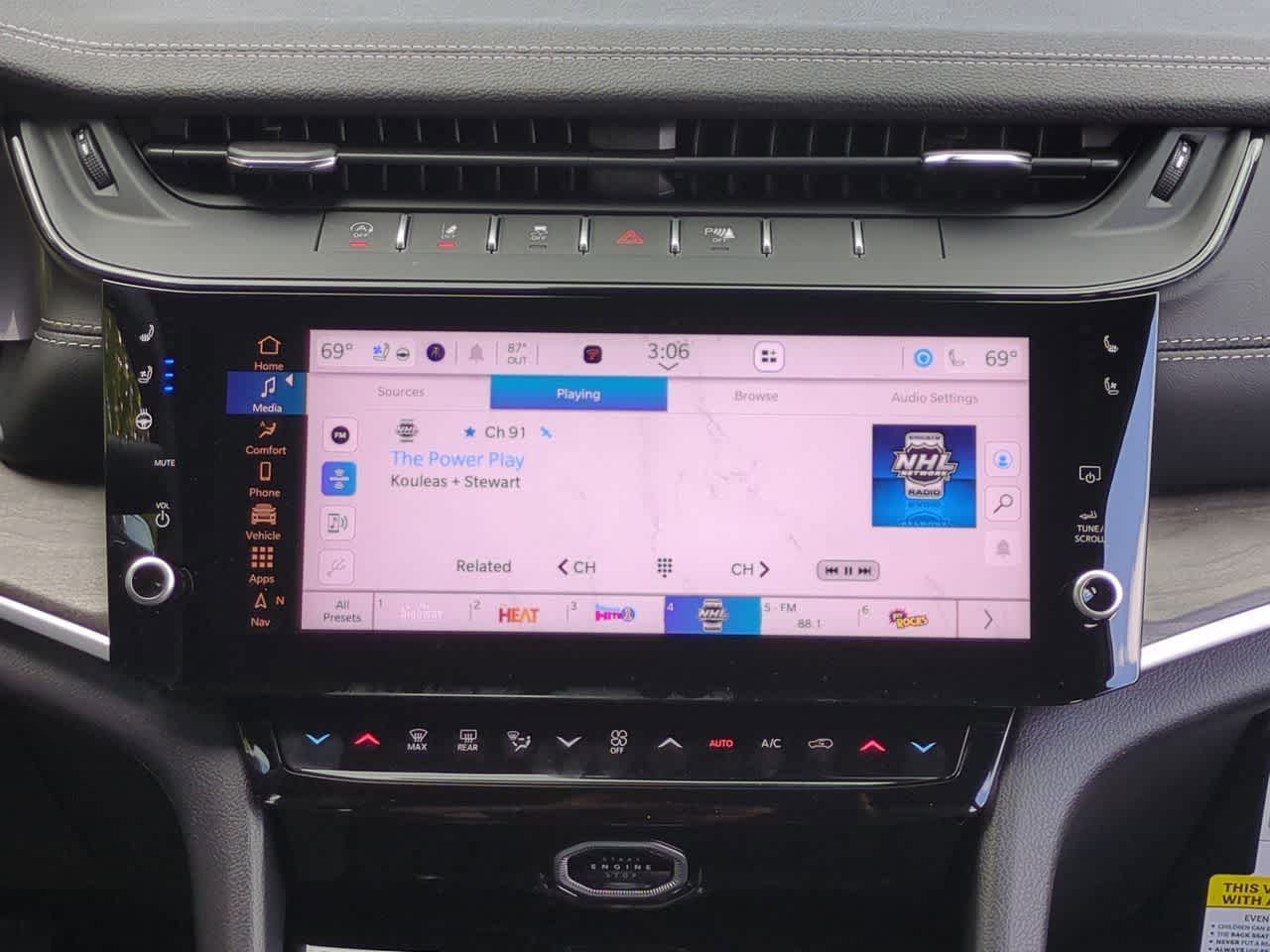 Thumbnail: 2026 Jeep Grand Cherokee - 29