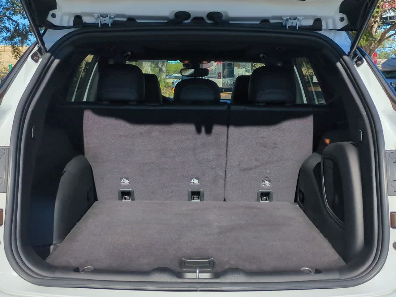 Thumbnail: 2022 Jeep Compass - 35