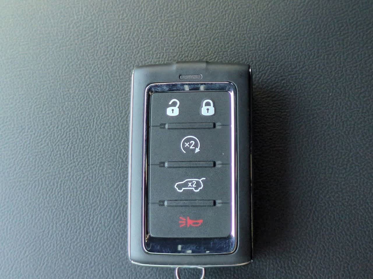 Thumbnail: 2025 Jeep Grand Cherokee - 35