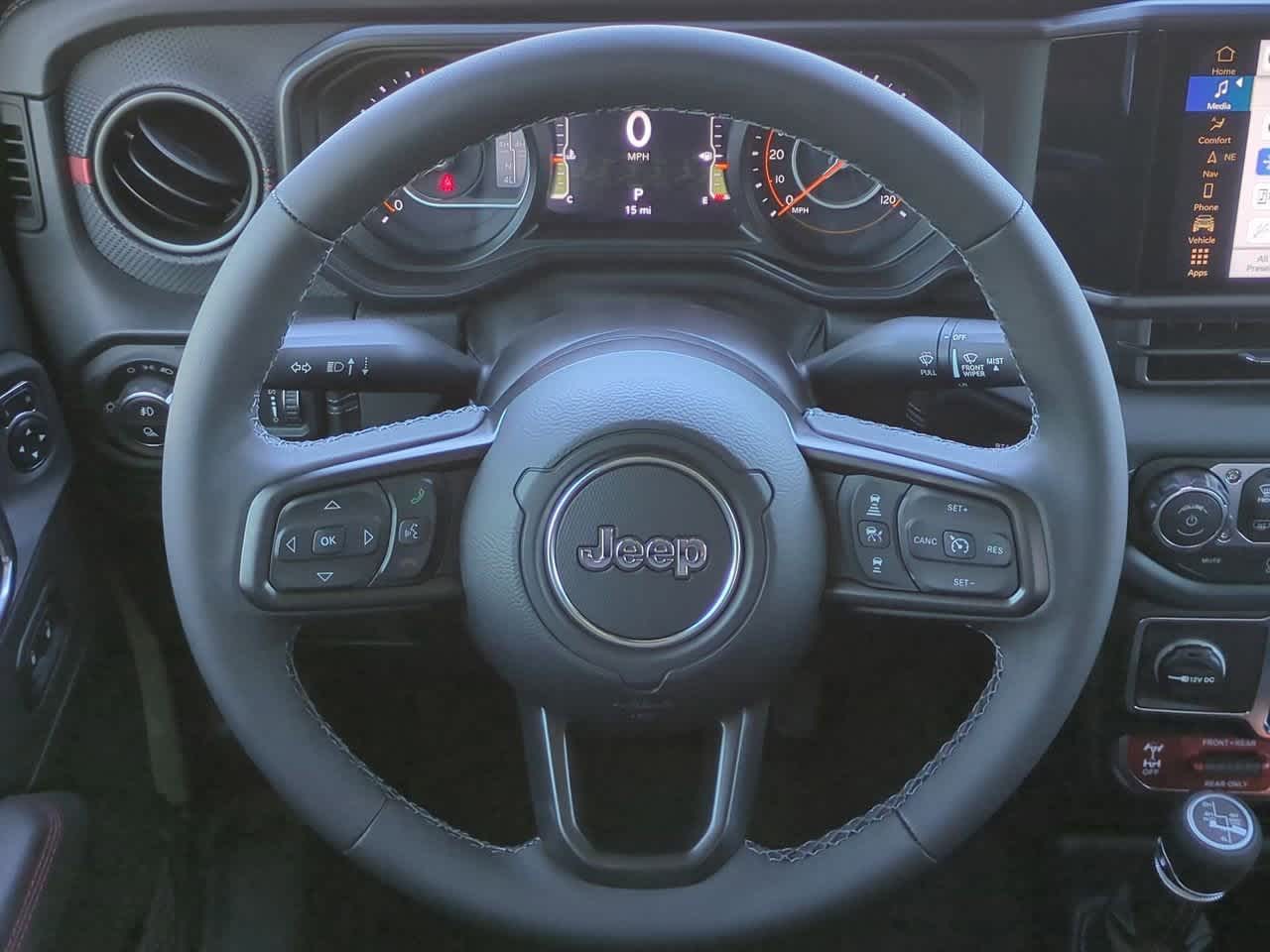 Thumbnail: 2025 Jeep Gladiator - 23