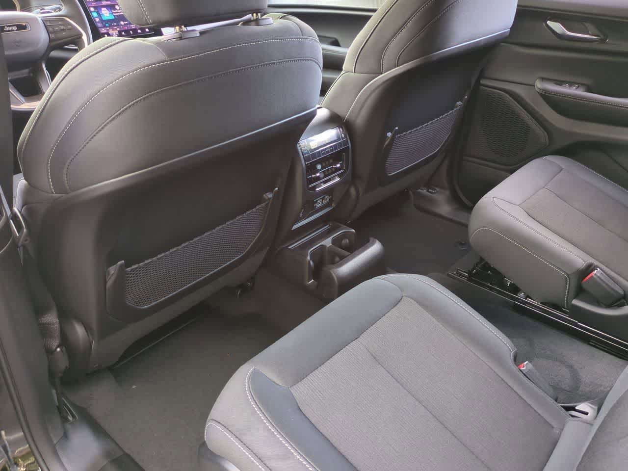 Thumbnail: 2025 Jeep Grand Cherokee L - 19