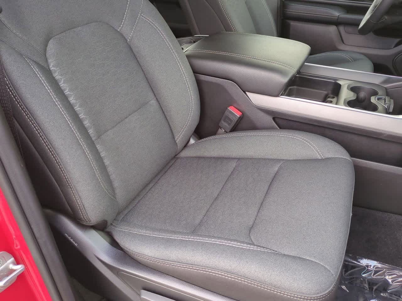 Thumbnail: 2025 RAM 1500 - 22