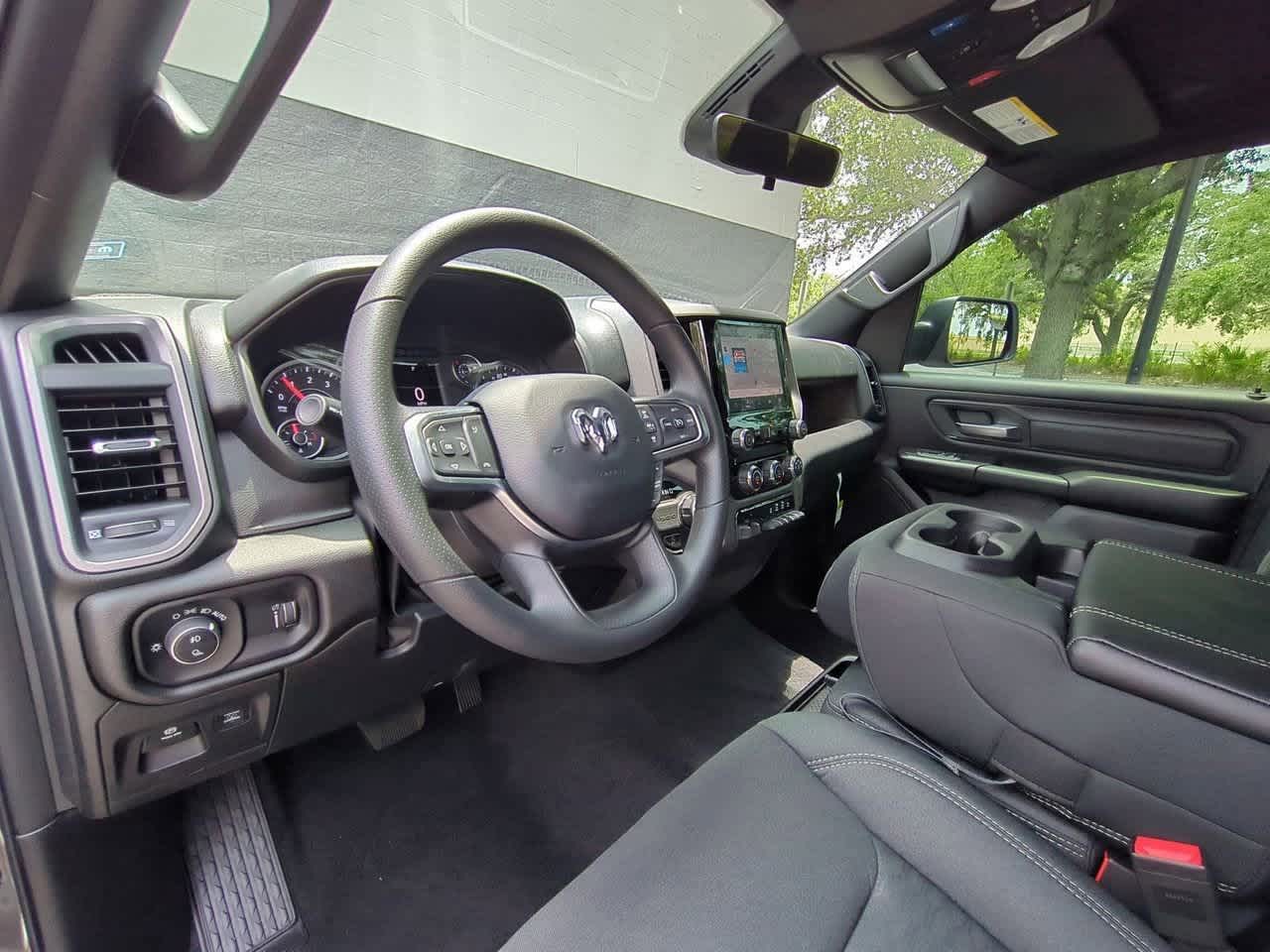 Thumbnail: 2025 RAM 1500 - 10