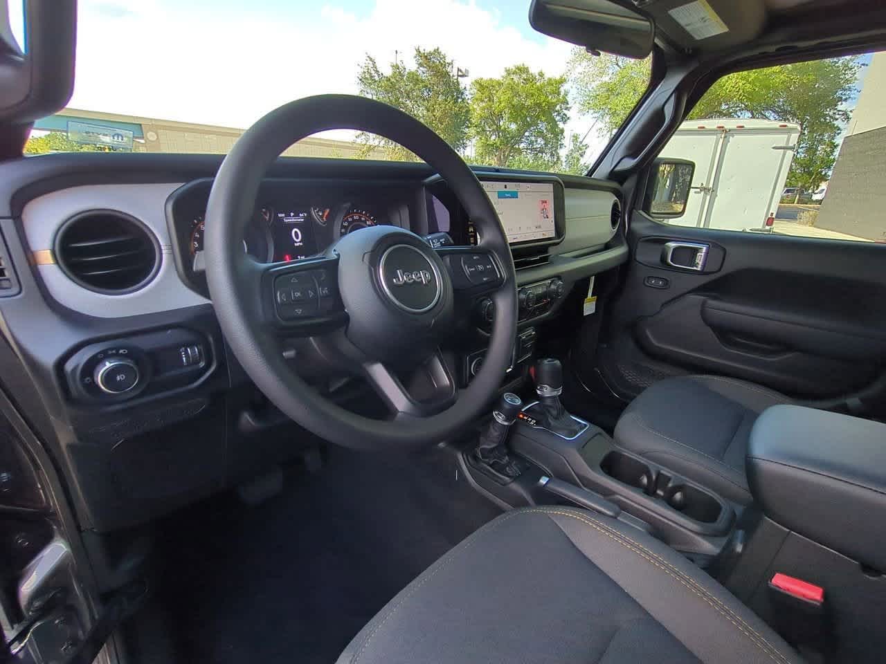 2025 Jeep Wrangler Sport 10