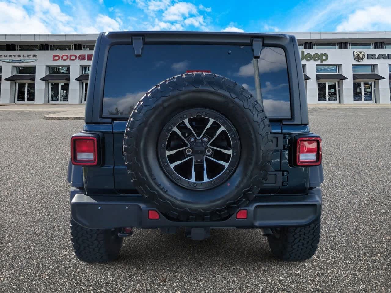 Thumbnail: 2025 Jeep Wrangler - 7