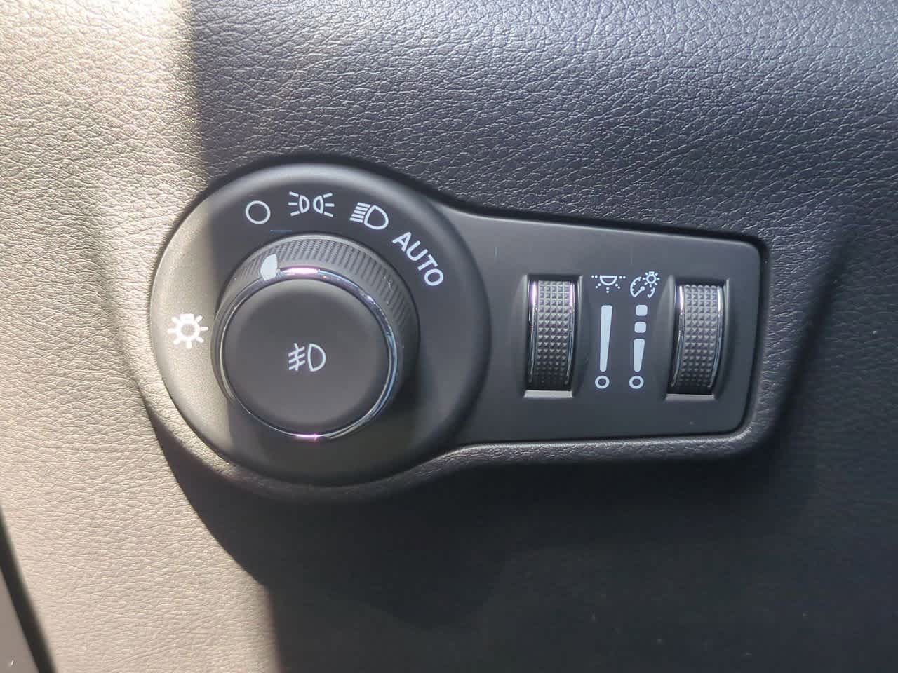 Thumbnail: 2026 Jeep Compass - 18